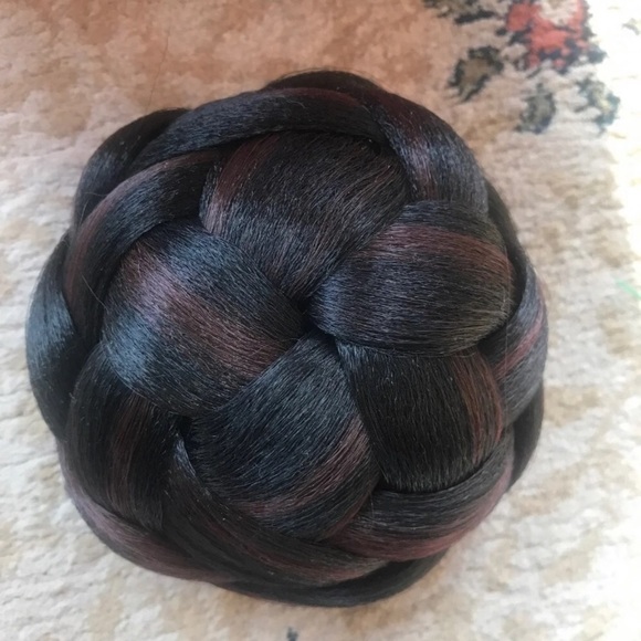Hair extension/ bun - Picture 5 of 7
